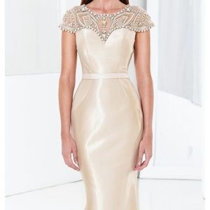 Terani couture E3780 champagne size 10